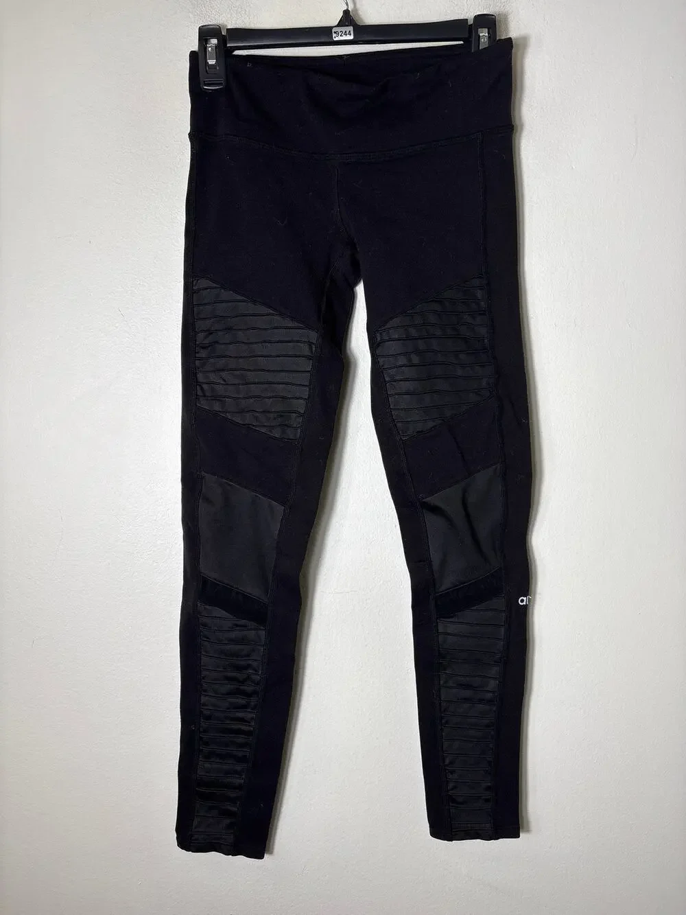 Alo Yoga Black Athletic Ankle Leggings Sz S